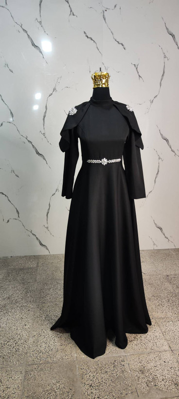 پیراهن مجلسی پوشیده فرشته.سایزبندی از ۳۸تا۵۰طبق توضیحات.برای تعیین سایز پیام دهید.