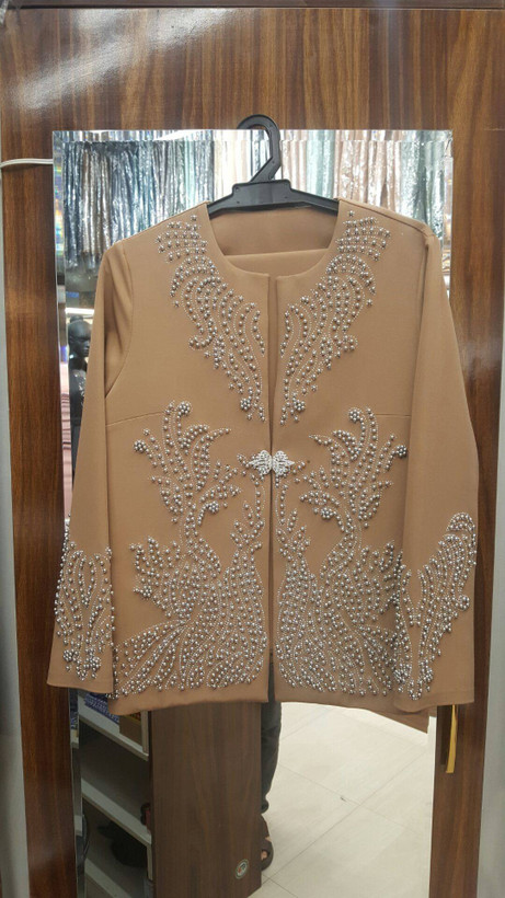 ست کت سارافون مجلسی هدیه مرواریدی.سایزبندی از۴۲ تا ۵۴.در رنگبندی متنوع.برای تعیین رنگ و سایز پیام دهید.